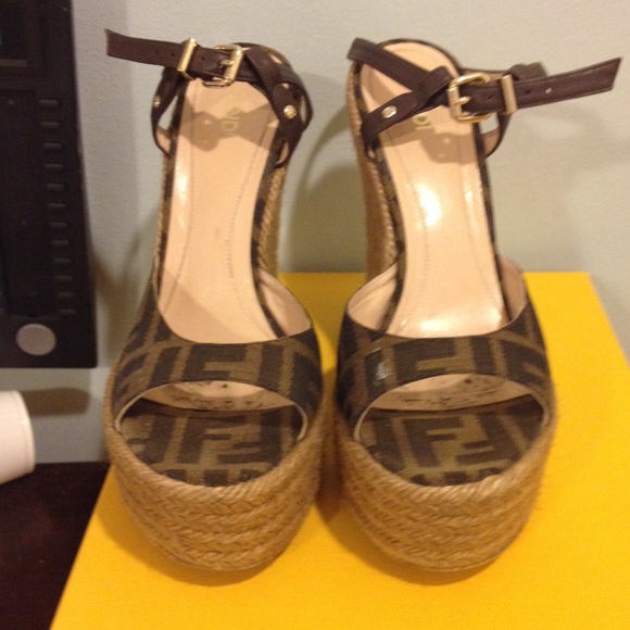 Fendi wedges - Picture 1 of 3